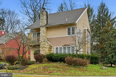 Exterior - 155 Eaton Dr, Wayne, PA 19087 photo 4 of 6