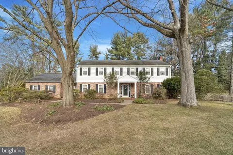 7 Todmorden Dr, Rose Valley, PA 19086