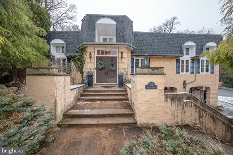 301 Princeton Ct, Bryn Mawr, PA 19010