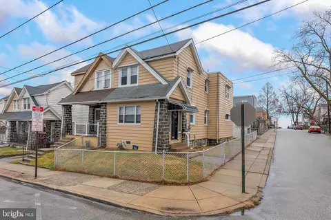 101 N Pennock Ave, Darby, PA 19082