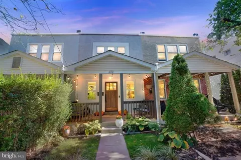 419 N Olive St, Media, PA 19063