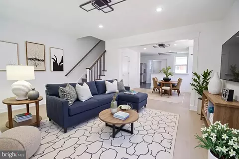 247 Heather Rd, Darby, PA 19082