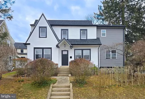 220 N Rolling Rd, Springfield, PA 19064