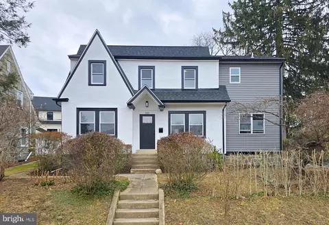 Exterior - 220 N Rolling Rd, Springfield, PA 19064 photo 2 of 6