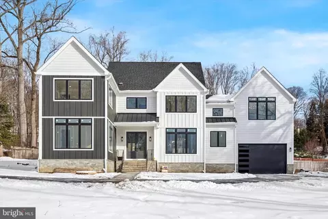 739 S Roberts Rd, Bryn Mawr, PA 19010