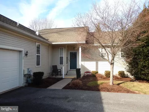24 Hunters Way, Glen Mills, PA 19342