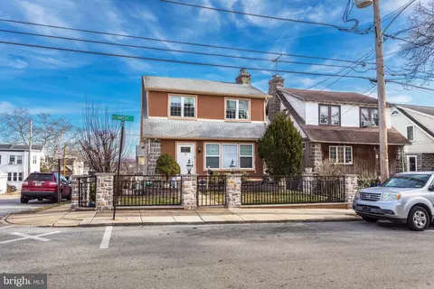 15 Kenmore Rd, Darby, PA 19082