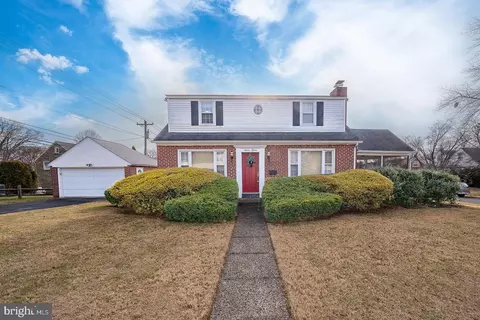 1115 Concord Ave, Drexel Hill, PA 19026