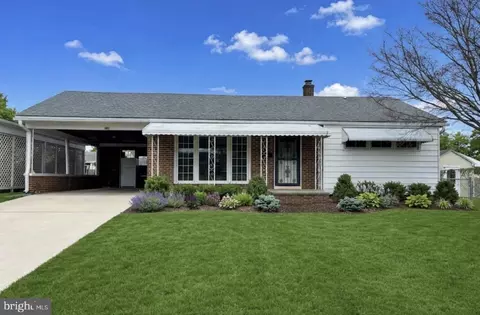 2112 N Lee Ln, Aston, PA 19014