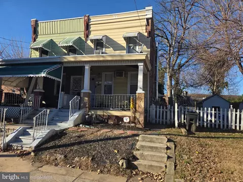 222 W 8th St, Chester, PA 19013