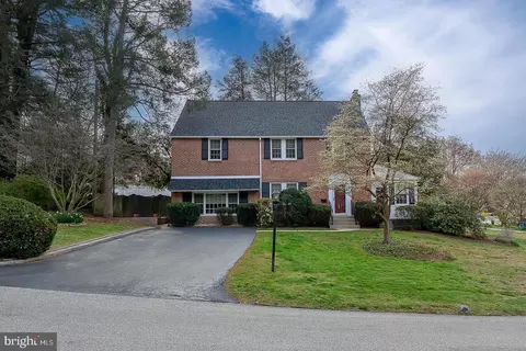 802 Pleasant Hill Rd, Wallingford, PA 19086