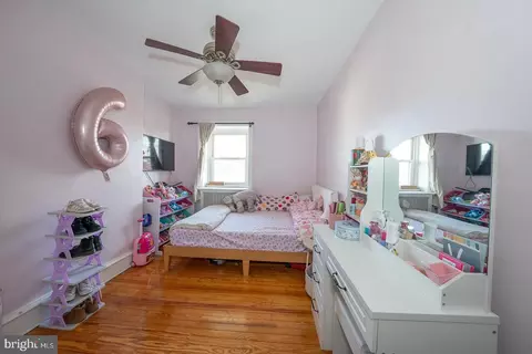 Bedroom - 122 Crestview Rd, Darby, PA 19082 photo 1 of 6