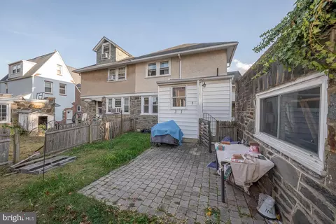 Exterior - 122 Crestview Rd, Darby, PA 19082 photo 3 of 7