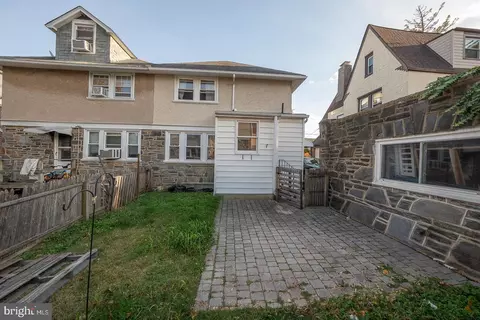 Exterior - 122 Crestview Rd, Darby, PA 19082 photo 4 of 7
