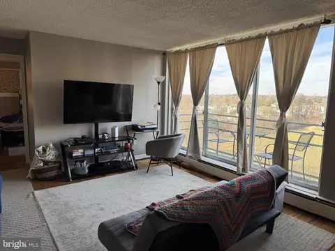 1030 E Lancaster Ave #831, Bryn Mawr, PA 19010