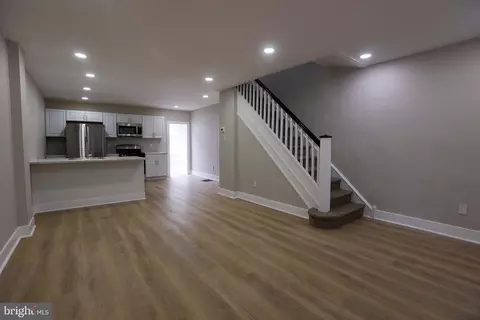 225 Wright Ave, Darby, PA 19023 photo 2