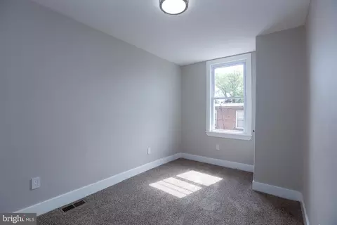 225 Wright Ave, Darby, PA 19023 photo 13