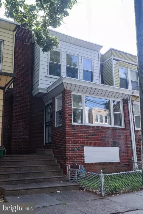 225 Wright Ave, Darby, PA 19023 photo 4