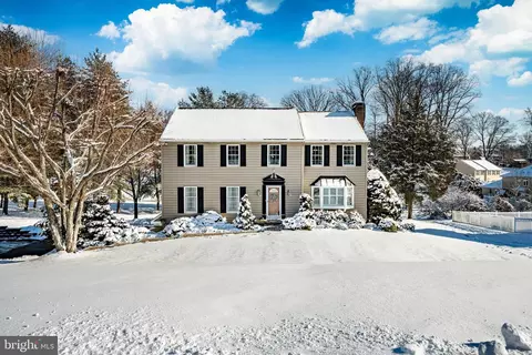 23 Newtown Woods Rd, Newtown Square, PA 19073