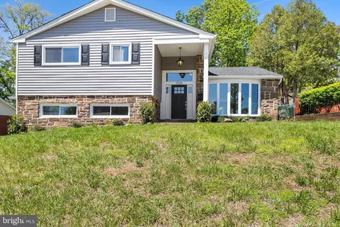 1709 Marilyn Dr, Havertown, PA 19083