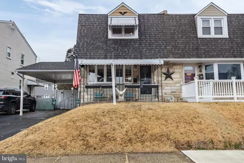 210 Beechwood Rd, Brookhaven, PA 19015