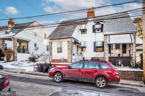 213 Heather Rd, Darby, PA 19082
