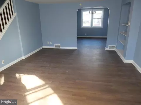 Living - 43 Springton Rd, Darby, PA 19082 photo 3 of 4