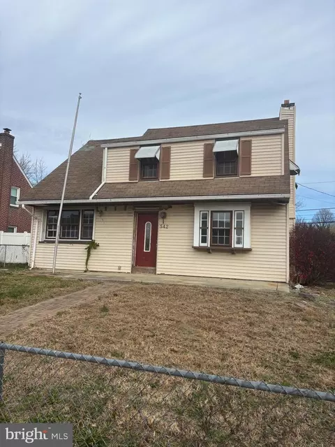 542 Stanbridge Rd, Morton, PA 19070