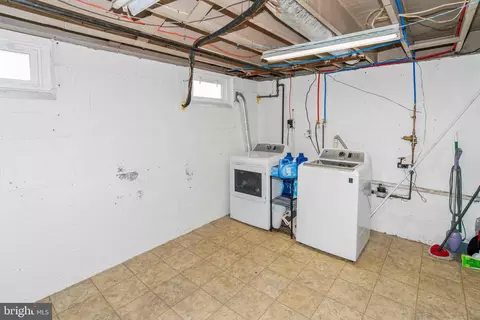 Other - 915 Flora, Marcus Hook, PA 19061 photo 8 of 9