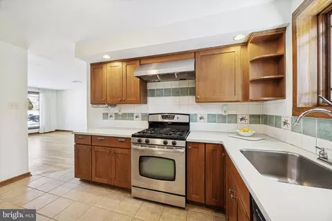 Kitchen - 53 Eldon Ave, Lansdowne, PA 19050 photo 2 of 2