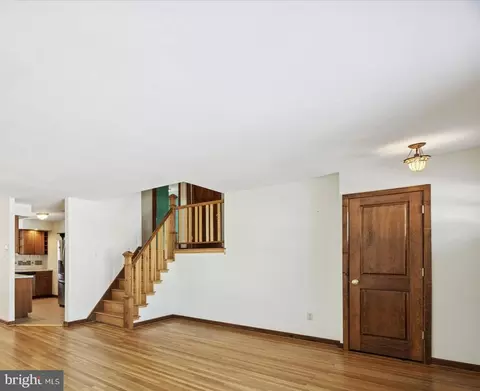 Entry Way - 53 Eldon Ave, Lansdowne, PA 19050 photo 2 of 2