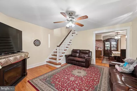 111 Overhill Rd, Darby, PA 19082