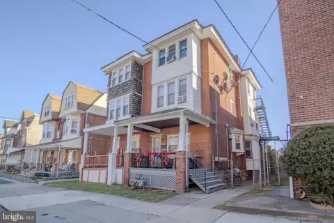 323 W 7th St, Chester, PA 19013