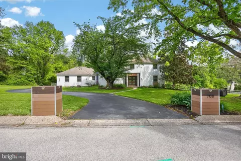 700 Camp Woods Rd, Villanova, PA 19085
