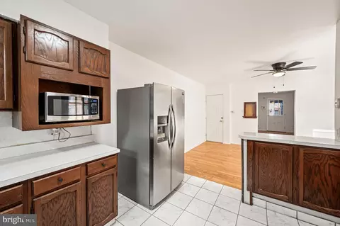 Entry Way - 360 Huntley Rd, Darby, PA 19082 photo 1 of 2