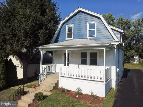 521 Blythe Ave, Drexel Hill, PA 19026