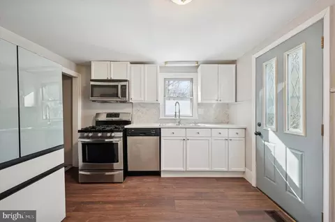 1114 Townsend St, Chester, PA 19013