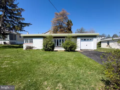 161 Fairmount Ave, Ridley Park, PA 19078