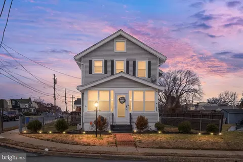 2901 Arlington Ave, Brookhaven, PA 19015