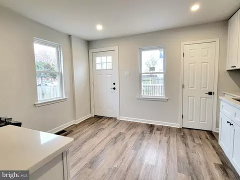 Entry Way - 17 W 2nd St, Marcus Hook, PA 19061 photo 4 of 9
