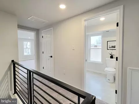 Entry Way - 17 W 2nd St, Marcus Hook, PA 19061 photo 8 of 9