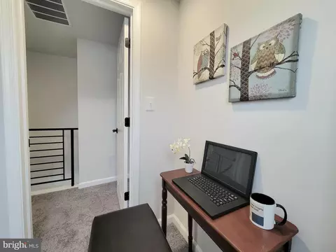 Entry Way - 17 W 2nd St, Marcus Hook, PA 19061 photo 7 of 9