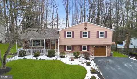 43 Morgan Rd, Aston, PA 19014