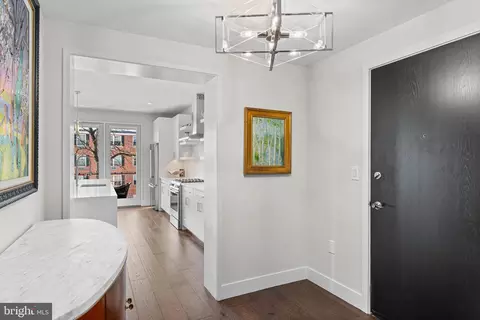 Entry Way - 427 E Lancaster Ave #1202, Wayne, PA 19087 photo 3 of 7