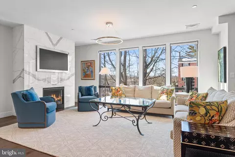 Living - 427 E Lancaster Ave #1202, Wayne, PA 19087 photo 1 of 3