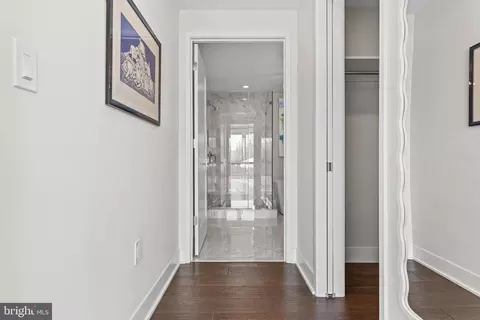 Entry Way - 427 E Lancaster Ave #1202, Wayne, PA 19087 photo 6 of 7