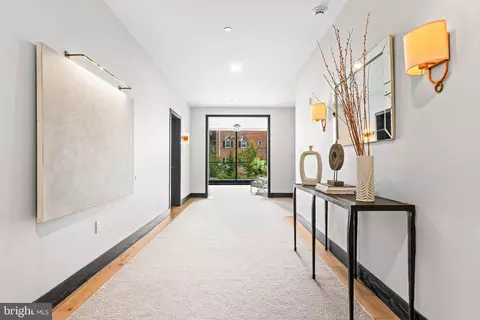 Entry Way - 427 E Lancaster Ave #1101, Wayne, PA 19087 photo 6 of 8