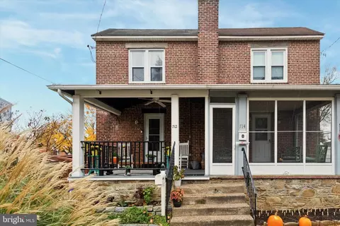 712 Bartram Ave, Darby, PA 19023