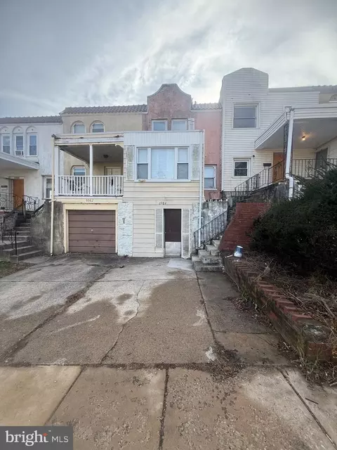 6984 Aberdeen Rd, Darby, PA 19082