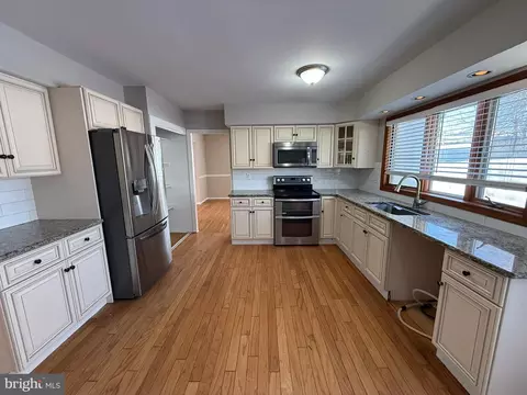 Kitchen - 745 Windsor Pl, Wallingford, PA 19086 photo 1 of 1
